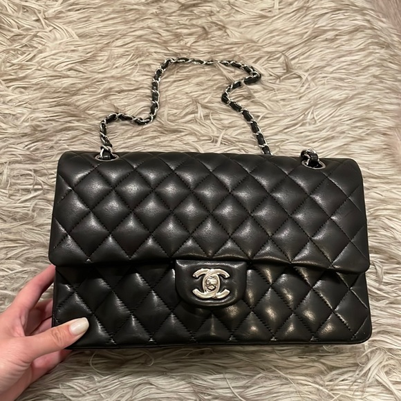 Chanel Medium Classic Double Flab Black - Picture 2 of 13